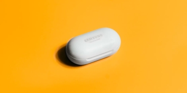 Samsungun-Yeni-Nesil-Kulakligi-Galaxy-Buds-Able-Klips-Tasarimiyla-Geliyor-featured