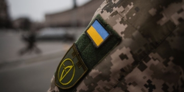 Ukrayna-Ordusu8217nun-Yeni-Elektrikli-Motosikleti-Savas-Alaninda-featured