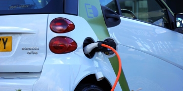 Elektrikli-Arac-Fiyatlarinda-Yeni-Donem-Asgari-Maktu-OTV-Yasalasti-featured