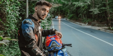 Honor-Watch-6-Plus-Motorcycle-Edition-Piyasaya-Suruldu-Ozellikleri-ve-Fiyati-featured