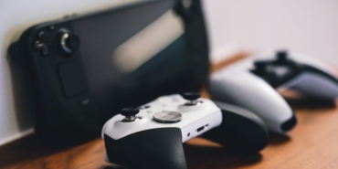 JSAUX-Steam-Deck-Icin-E-Murekkep-On-Panel-Planlarini-Duyurdu-featured
