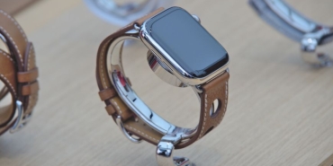 Apple-Watch-Icin-watchOS-27-Yayinlandi-Daha-Akilli-Siri-ve-Yeni-Kadranlar-featured