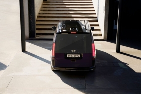 Hyundai-Staria-Elektrikli-Avrupa-Yollarinda-Fiyati-ve-WLTP-Menzili-Belli-Oldu-featured