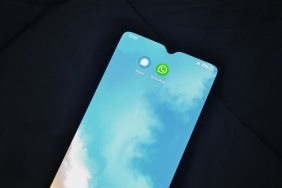 WhatsApp8217a-Nefes-Kesen-8216Sivi-Cam8217-Tasarimi-Yolda-featured